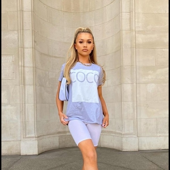 IT’S HERE!! 🛍 GREY COCO TSHIRT - Picture 3 of 9